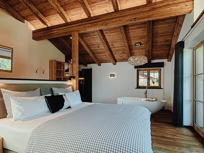 Hüttendorf - Fügenberg - Chalets Bayrischzell mit privatem Hottub und Sauna