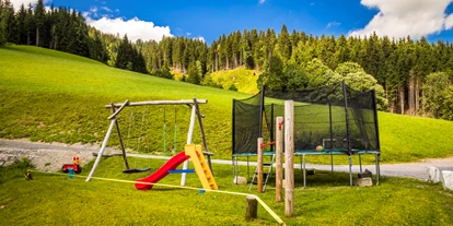 Hüttendorf - PLZ 5672 (Österreich) - Spielplatz - Chalet Marolden