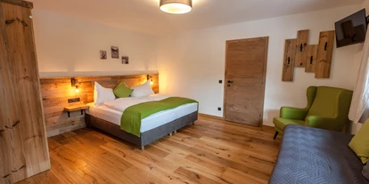 Hüttendorf - PLZ 5672 (Österreich) - Zimmer Chalet Sepp - Chalet Marolden