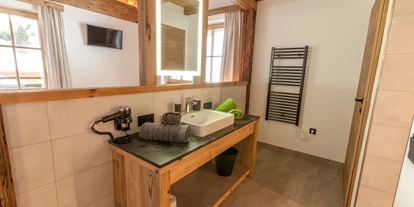 Hüttendorf - PLZ 5672 (Österreich) - Badezimmer Chalet Sepp - Chalet Marolden