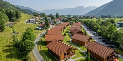 Hüttendorf - Chaletgröße: 4 - 6 Personen - Pinzgau - Außenansicht Sommer - Chaletdorf ZellerSee