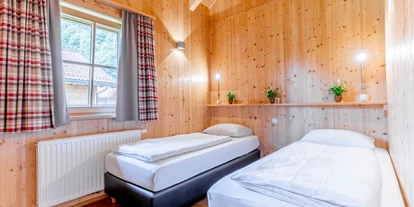 Hüttendorf - Chaletgröße: 4 - 6 Personen - Pinzgau - Schlafzimmer 1 - Chaletdorf ZellerSee