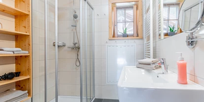 Hüttendorf - Chaletgröße: 4 - 6 Personen - Pinzgau - Badezimmer - Chaletdorf ZellerSee