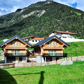 Chalet: Summit Lodges