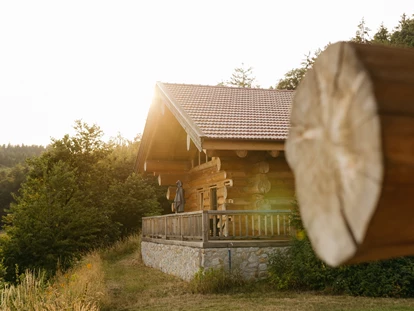 Hüttendorf - Whirlpool: beim Chalet - Laumertal