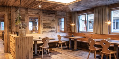 Hüttendorf - Chaletgröße: 2 - 4 Personen - Ski Arlberg - Restaurantbereich im Berghaus Schröcken - Berghaus Schröcken