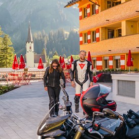 Chalet: Motorradfahrer sind herzlich Willkommen im Berghaus Schröcken - Berghaus Schröcken
