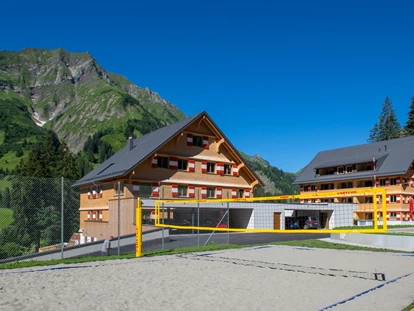 Hüttendorf - Schröcken - Beachvolleyballplatz am Berghaus Schröcken - Berghaus Schröcken