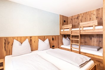 Chalet: Schlafzimmer im Apartment im Berghaus Schröcken - Berghaus Schröcken