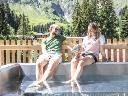 Hüttendorf - Schröcken - Exklusiver Warmpool im Arlberg Chalet im Berghaus Schröcken - Berghaus Schröcken
