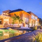 Chalet - Das Loft
Luxus pur für zwei – mit eigener Wellness-Oase - Golden Hill Country Chalets & Suites