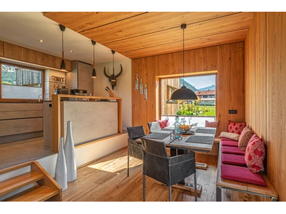 Hüttendorf - Schröcken - Küche mit Esszimmer  - Gränobel Chalets