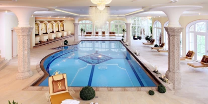Hüttendorf - PLZ 5672 (Österreich) - Schwimmen am Hotel Der Lärchenhof - Chalets am Hotel Der Lärchenhof