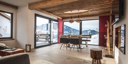 Hüttendorf - Parkplatz direkt an der Hütte - Chalet Steinbock