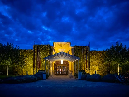 Hüttendorf - Restaurant - Seewinkelhalle für Bankette bis zu 400 Personen  - VILA VITA Pannonia