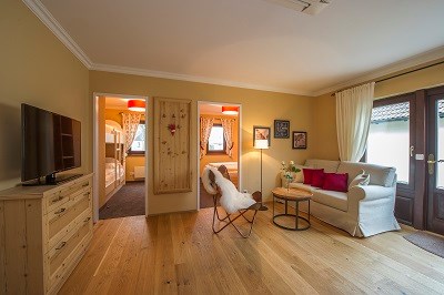 VILA VITA Pannonia Hütten im Detail Bungalow A2