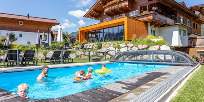 Hüttendorf - Chaletgröße: 4 - 6 Personen - Pinzgau - Pool & Restaurant  - Feriendorf Wallenburg