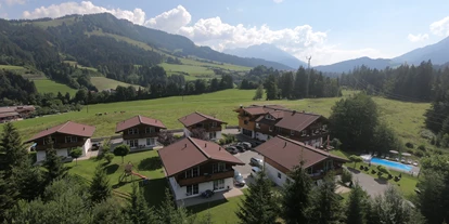 Hüttendorf - Chaletgröße: 4 - 6 Personen - Pinzgau - Birdview Sommer - Feriendorf Wallenburg