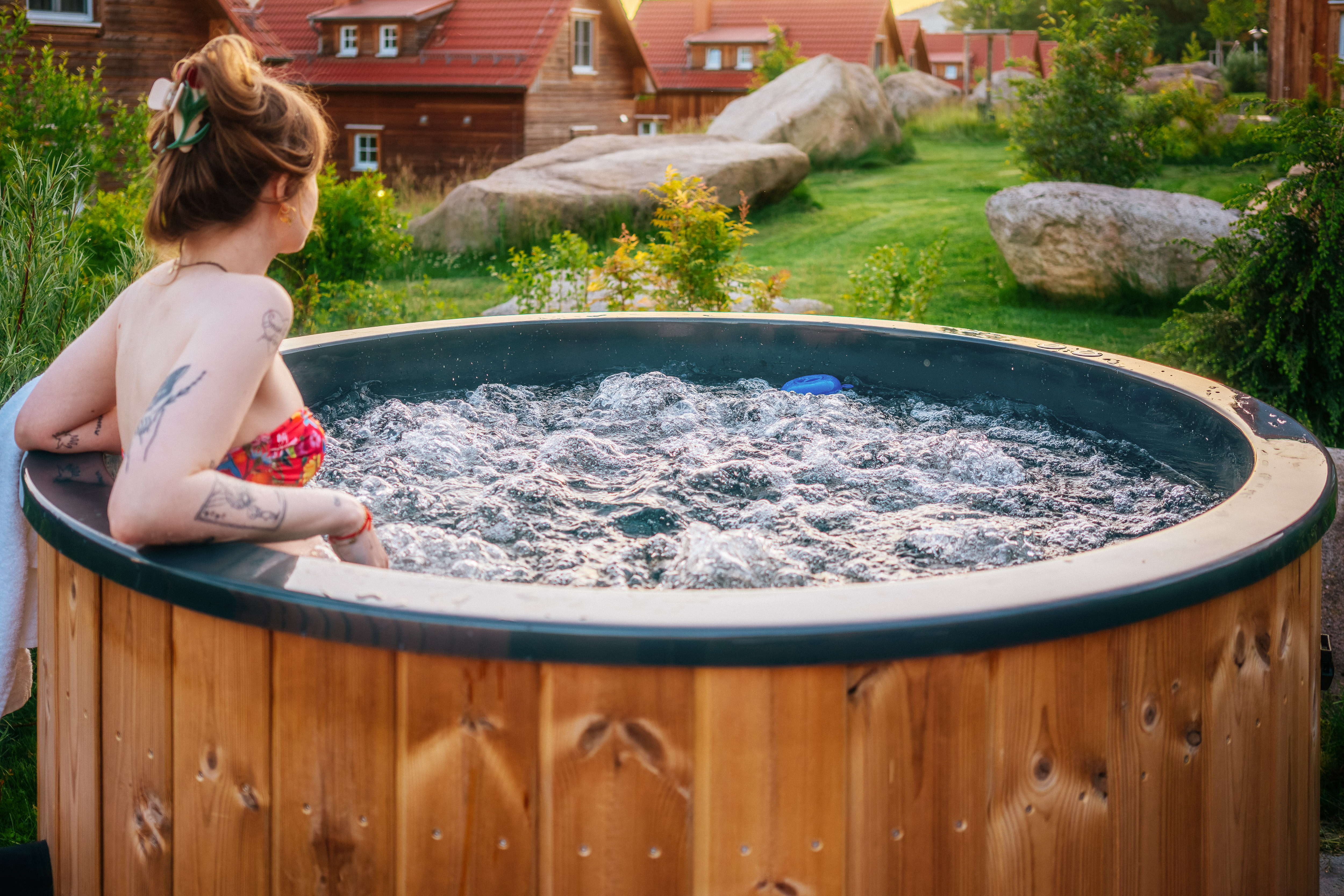 Chalet: Hot Tube - Das Schierke Harzresort - Außen, Wellness | Entspannen