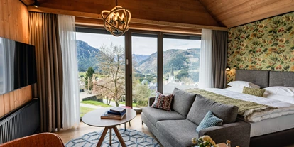 Hüttendorf - Parkplatz direkt an der Hütte - Steiermark - Hideaway Hotel Montestyria Chalets & Suiten