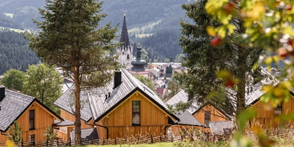 Hüttendorf - Parkplatz direkt an der Hütte - Steiermark - Ausblick auf Mariazell - Hideaway Hotel Montestyria Chalets & Suiten