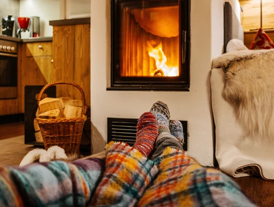 Chalet: Alle Ferienhäuser verfügen über einen Kamin. - Torfhaus HARZRESORT