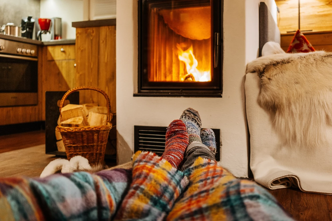 Chalet: Alle Ferienhäuser verfügen über einen Kamin. - Torfhaus HARZRESORT
