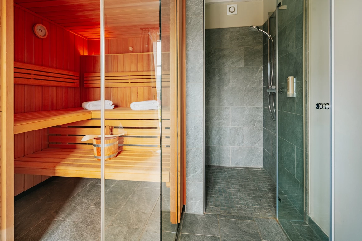 Chalet: Alle Ferienhäuser verfügen über eine Sauna. - Torfhaus HARZRESORT