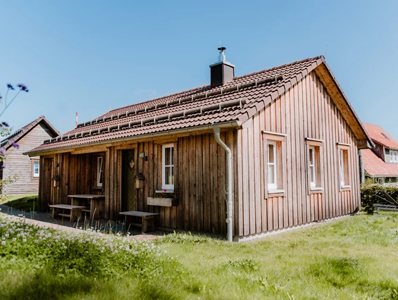 Chalet: Kuschel Lodge mit Himmelbett, freistehender Badewanne, Kamin, Sauna und eigenen Whirpool.  - Torfhaus HARZRESORT