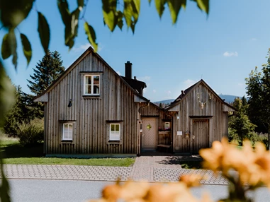 Chalet: Exklusive Lodge mit 3 Schlafräumen, Kamin und Sauna. Freistehendes Haus. - Torfhaus HARZRESORT