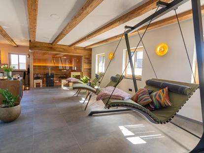 Hüttendorf - Whirlpool: beim Chalet - Scheunenloft bis 4 Personen
Relaxliegen im eigenen Spabereich - Das MUSSEA Landhaus Chalet & Scheunenloft