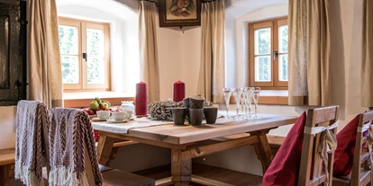 Hüttendorf - Weng (Goldegg) - Bauernstube für gemeinsame Stunden zum Spielen, Arbeiten, Reden,.. - Alpenchalet KÄTH & NANEI