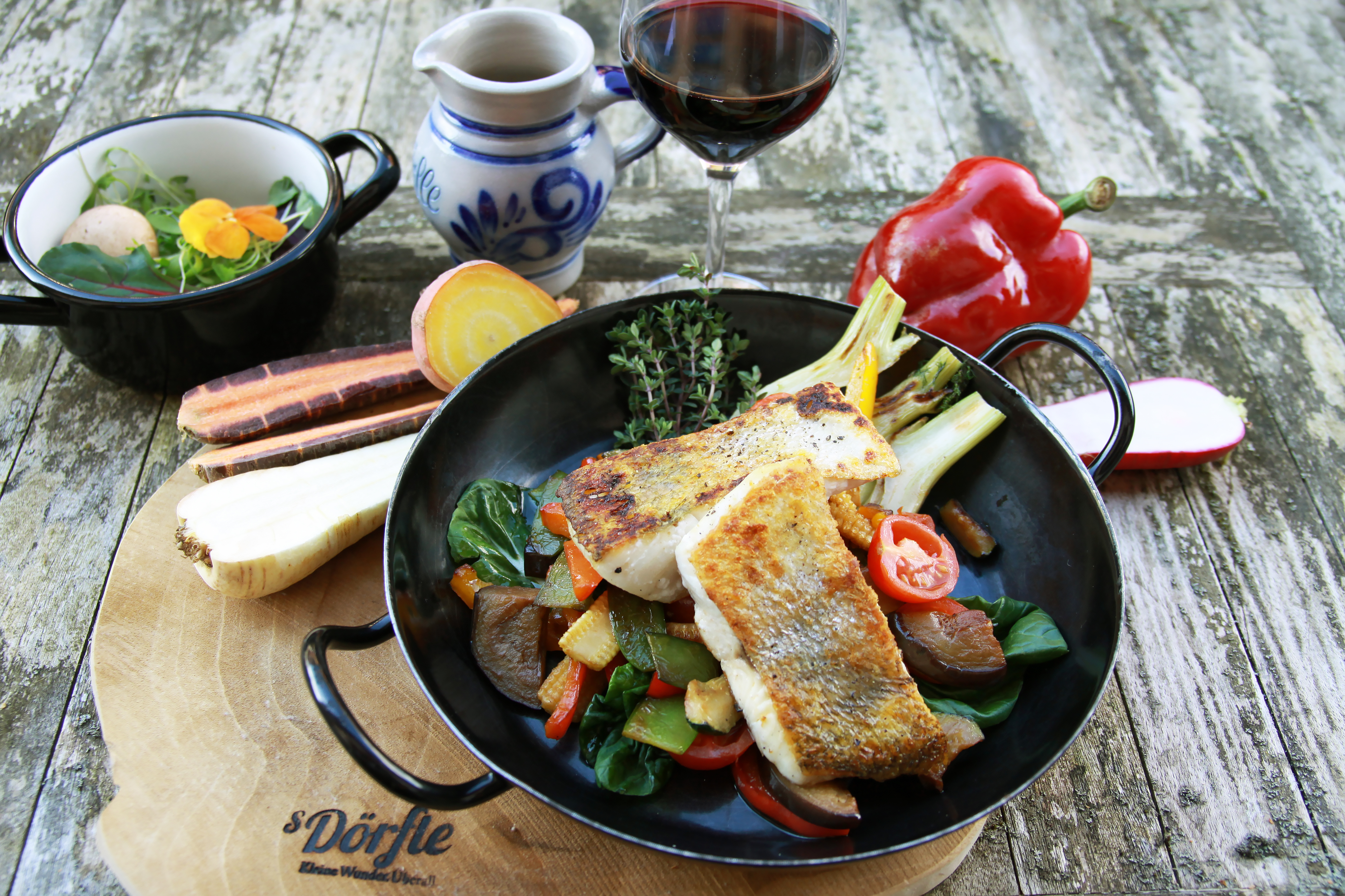 Chalet: Fisch im Gasthaus Sonne - sDörfle  - Essen | Trinken