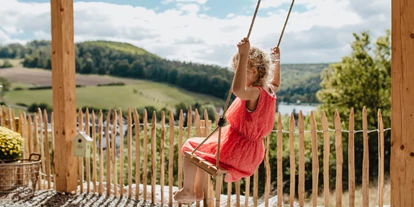 Hüttendorf - Parkplatz direkt an der Hütte - Edersee Chalet