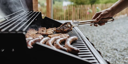 Hüttendorf - Parkplatz direkt an der Hütte - Edersee Chalet