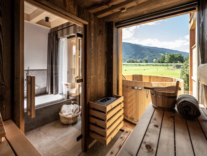 Hüttendorf - Hot Tub: beim Chalet - Private Sauna - Kessler‘s Mountain Lodge