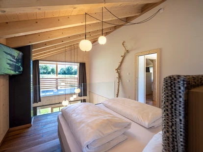 Hüttendorf - Hot Tub: beim Chalet - Kessler‘s Mountain Lodge