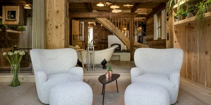 Hüttendorf - Chaletgröße: 4 - 6 Personen - Pinzgau - Seehütte Wohnzimmer - PRIESTEREGG Premium ECO Resort
