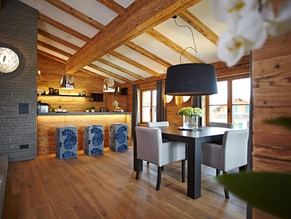 Hüttendorf - Schröcken - Wohn- und Essbereich - Chalet F