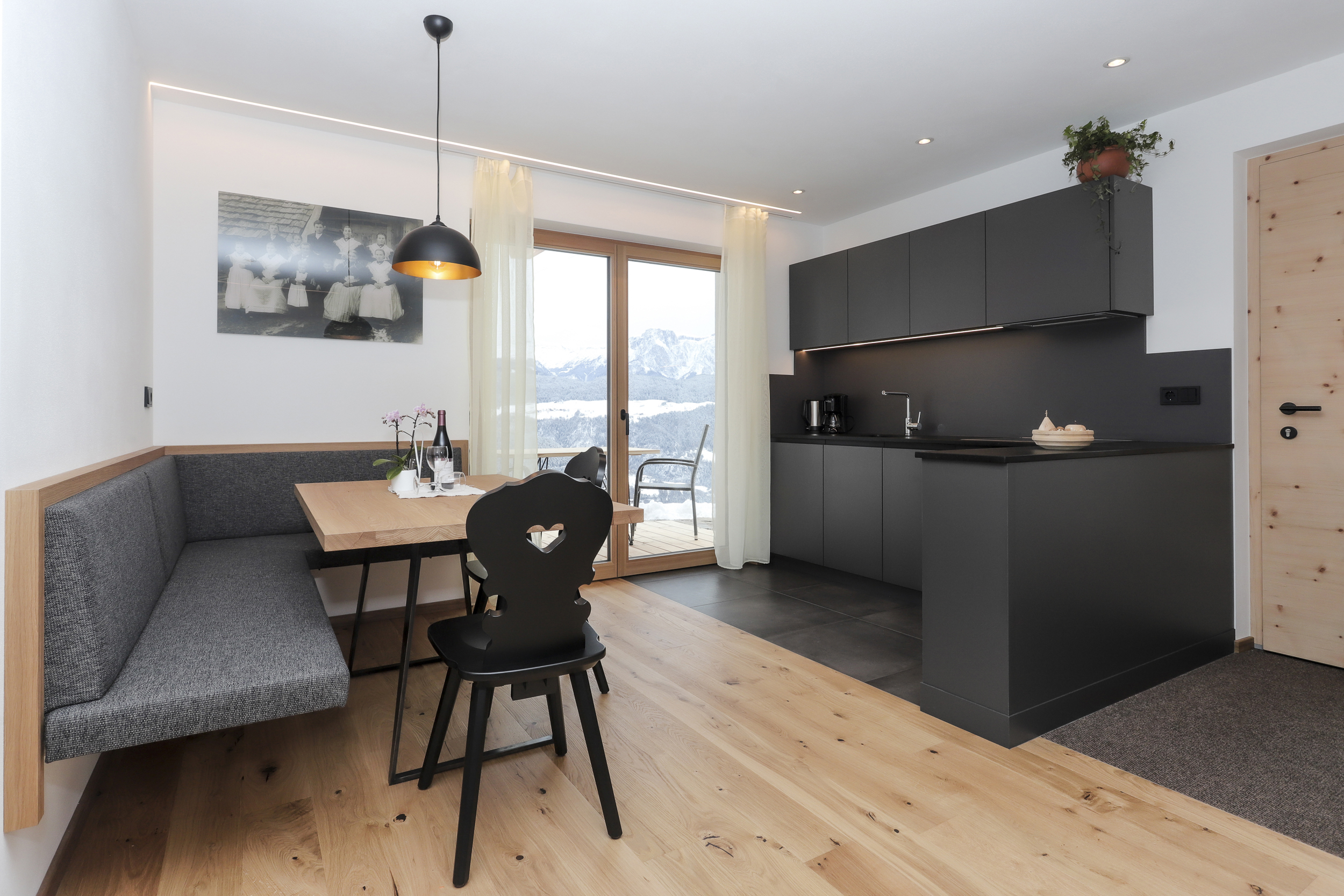 Hüttendorf - Frühstück: Frühstückservice - Küche - Hauserhof Chalet