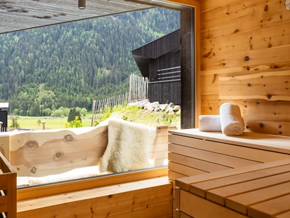 Hüttendorf - Hot Tub: beim Chalet - Private Sauna - Amus Chalets Dolomites