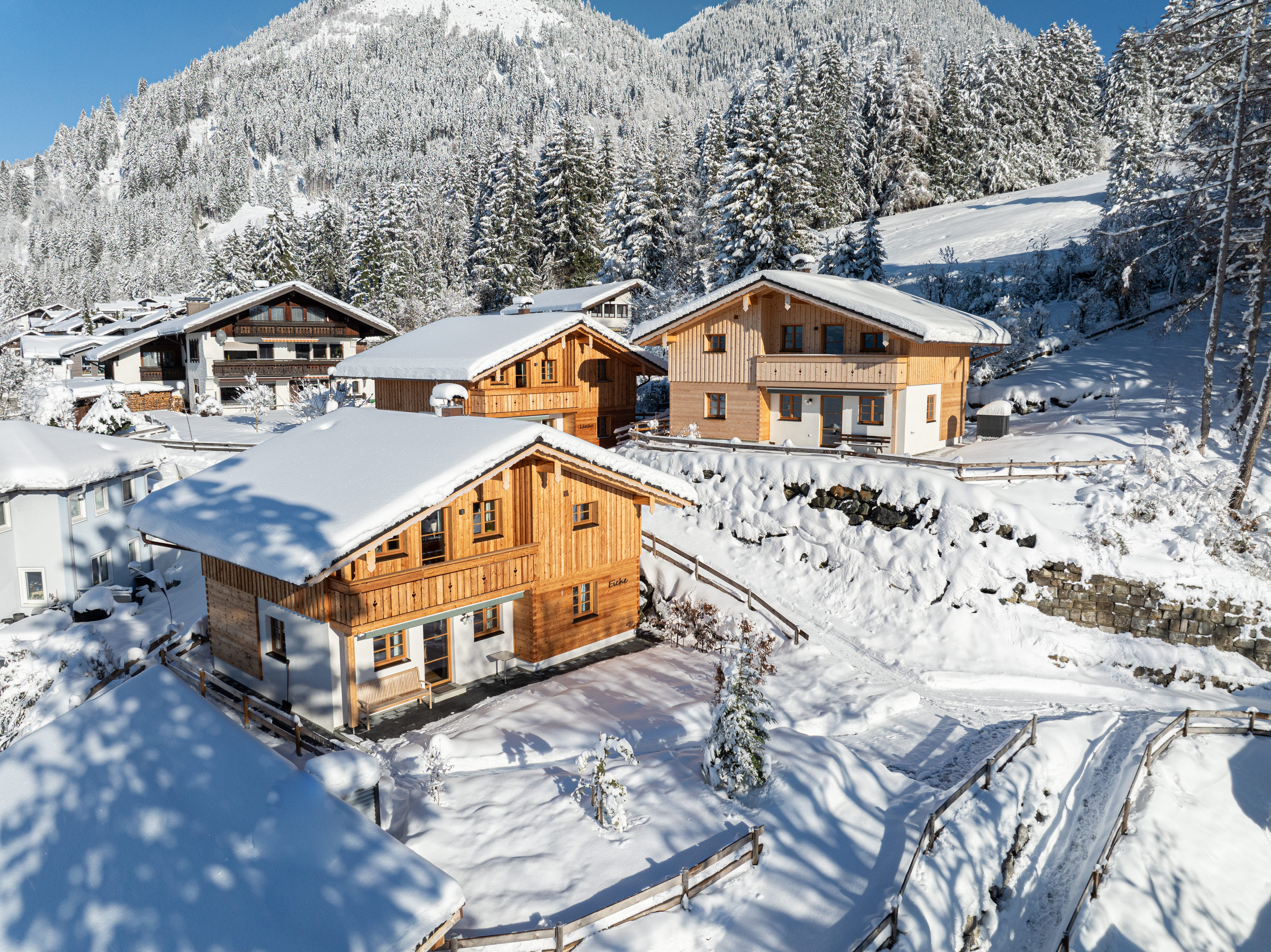 Chalet: Aussenansicht im Winter - Waldchalets Allgäu