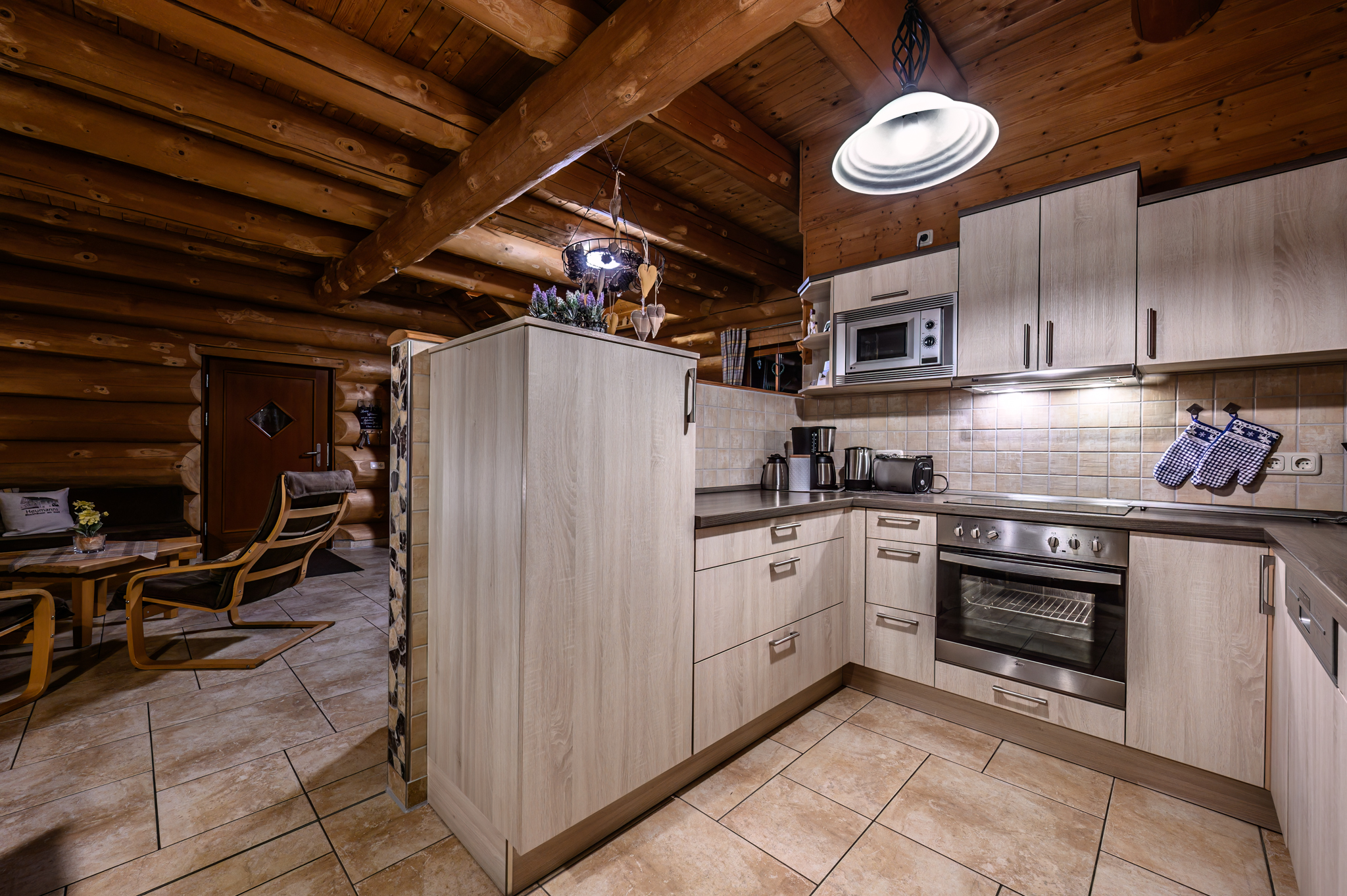 Chalet: Chalet Morgensonne Küche - Heumanns Blockhäuser am Wald - Innen