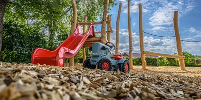 Hüttendorf - Parkplatz direkt an der Hütte - Heumanns Blockhäuser am Wald