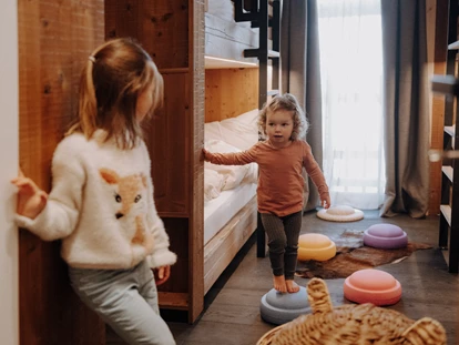Hüttendorf - PLZ 5672 (Österreich) - Kinderzimmer - Bergchalets Gut Wenghof