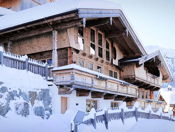 Chalet: Montana Chalets im Winter - Montana Hochfügen