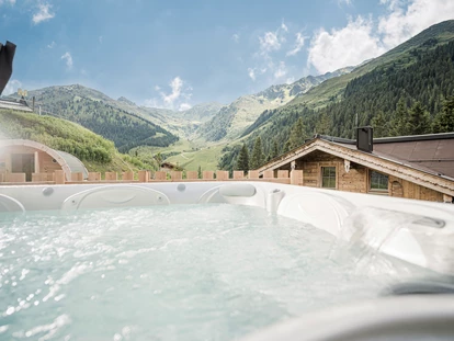 Hüttendorf - Fügenberg - Optional buchbarer Whirlpool - Montana Hochfügen