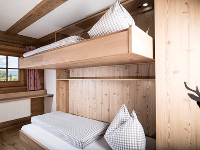 Hüttendorf - Chaletgröße: 8 - 10 Personen - Schlafzimmer mit Hochbett - Bergchalet Rauchenhof