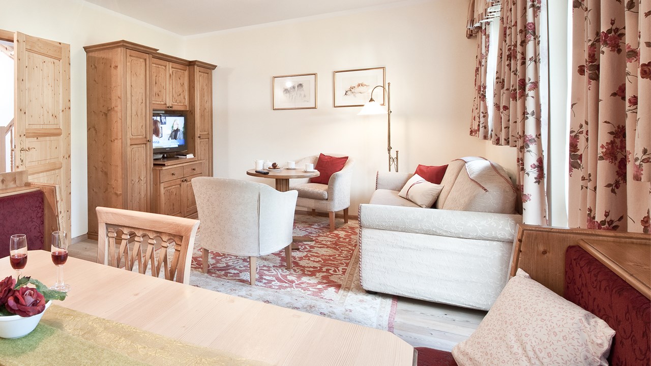 BRUGGER | ChaletDorf Hütten im Detail Chalet Komfort TYP B