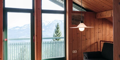Hüttendorf - Parkplatz direkt an der Hütte - Bregenzerwald Ferienhaus